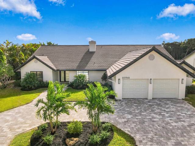 10941 BOCA WOODS Lane, home for sale in Boca Raton