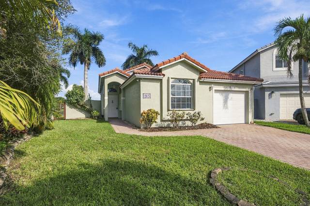 10627 NW 7TH Street