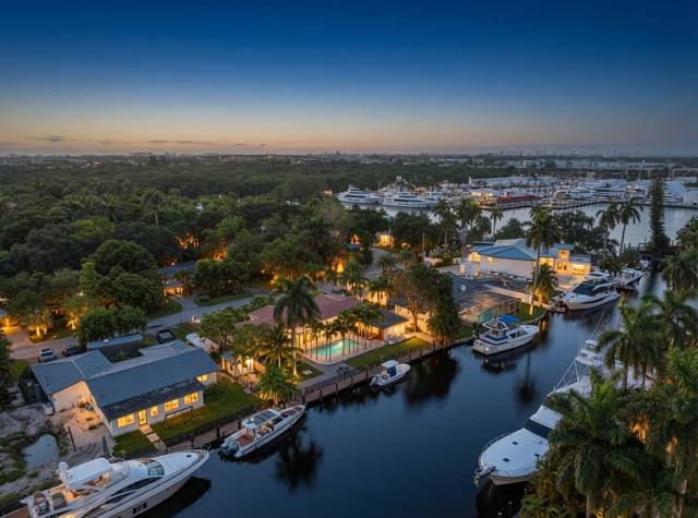 Riverland Manors