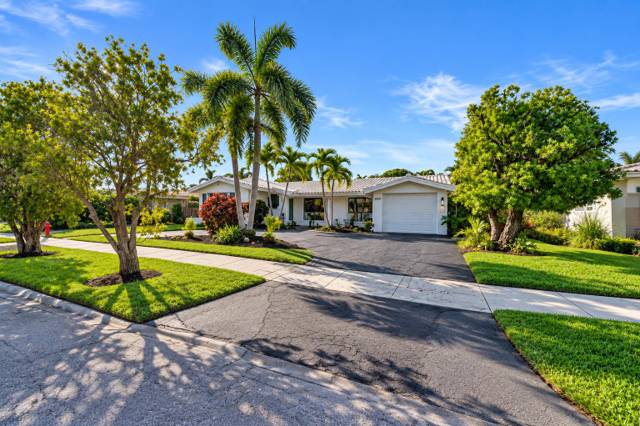 2050 NE 59TH Place