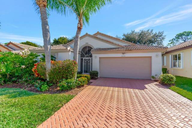 5670 Swaying Palm Lane home for sale in Majestic Isles
