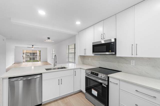 2925 SW 22ND Avenue #2080 home for sale in Sabal Pine East