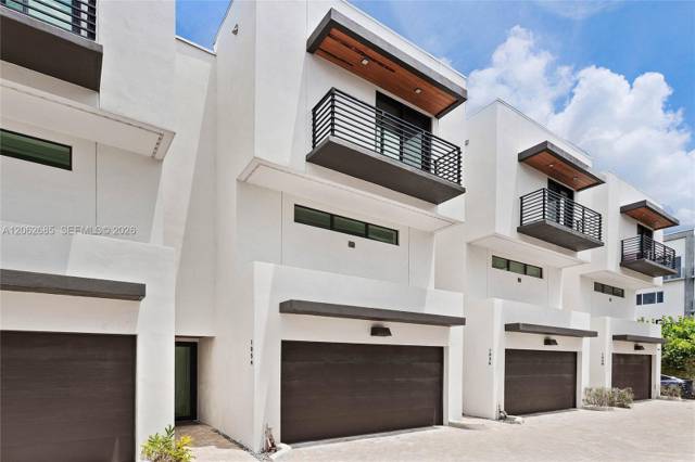 1054 N VICTORIA PARK Road, home for sale in Fort Lauderdale