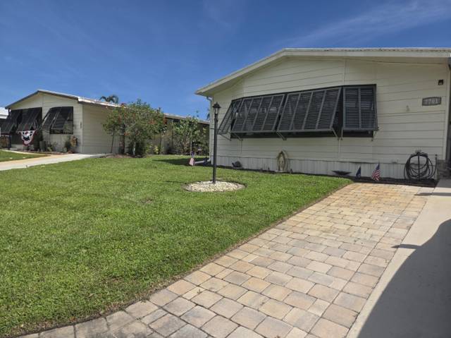 7701 SE SHENANDOAH Drive, home for sale in Hobe Sound