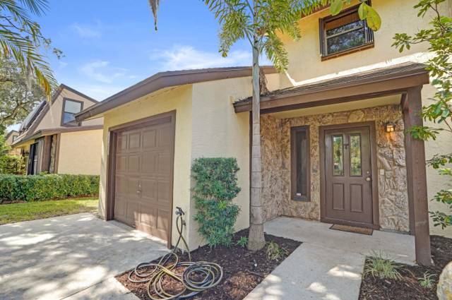1065 RAINTREE Lane, home for sale in Palm Beach Gardens
