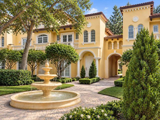385 NE 69TH Circle