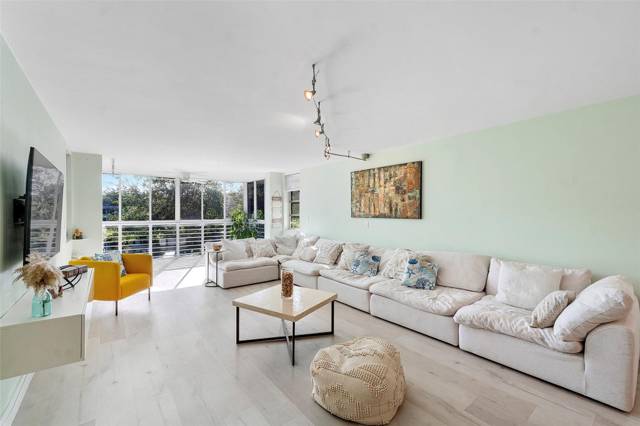 No 14 Palm-Aire Country Club Homes for Sale in Pompano Beach, FL