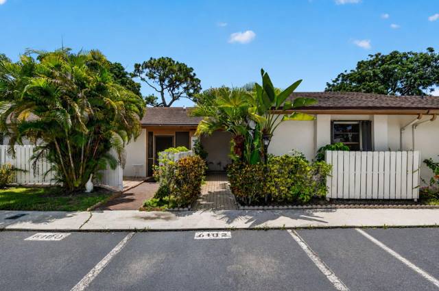 6102 WOODLAKE Boulevard, home for sale in Greenacres