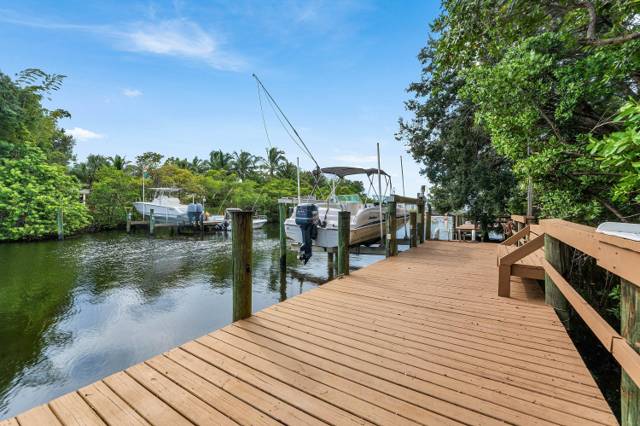 949 Laurel Road, home for sale in North Palm Beach