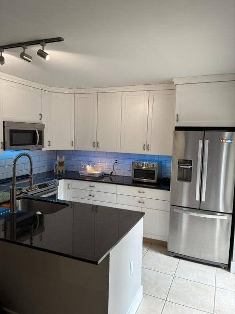 207 LIVE OAK Lane #.