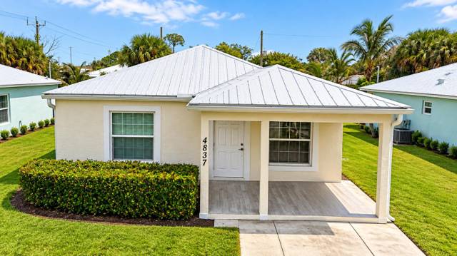4837 SE ISABELITA Avenue home for sale in Port Salerno