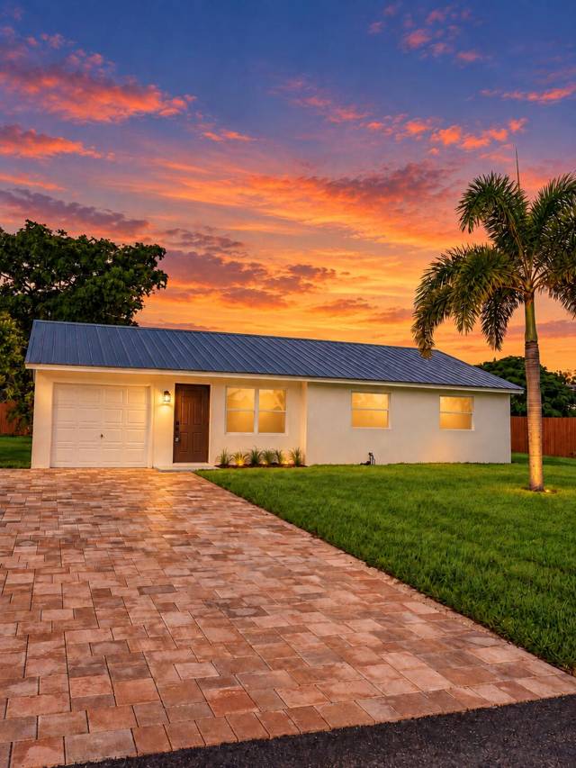 19052 SE SUDDARD Drive, home for sale in Jupiter