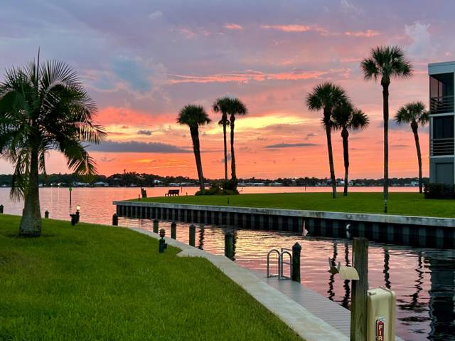 1950 SW Palm City Road #8-106 home for sale in Circle Bay Yacht Club