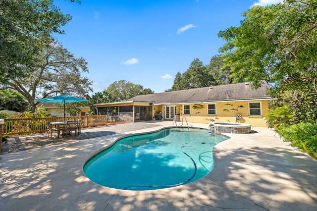 15606 87th Trail, home for sale in Palm Beach Gardens
