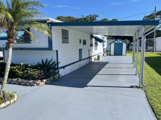 5400 SE Jack Avenue #M13