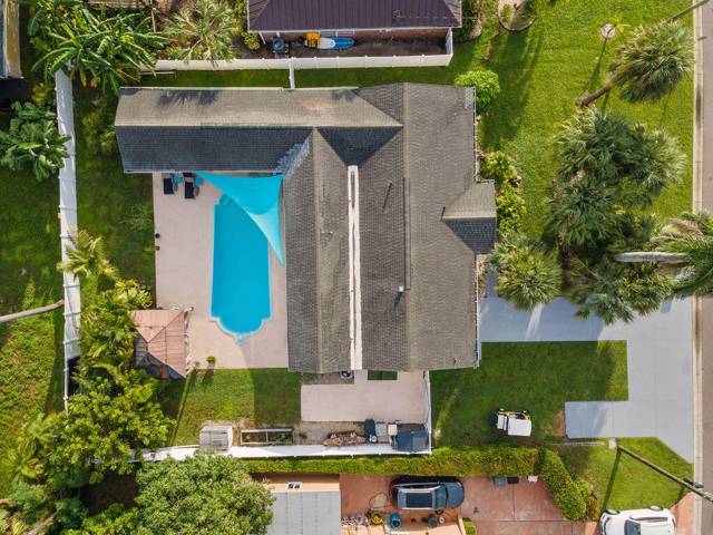 1916 RIO VISTA Drive