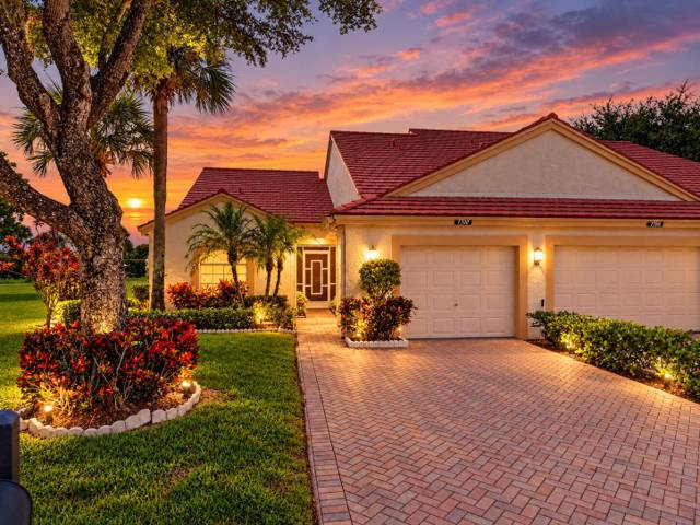 Emerald Pointe