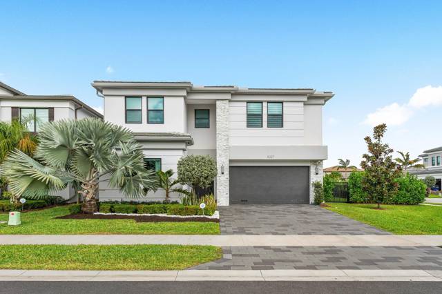 8227 OCEANUS Drive