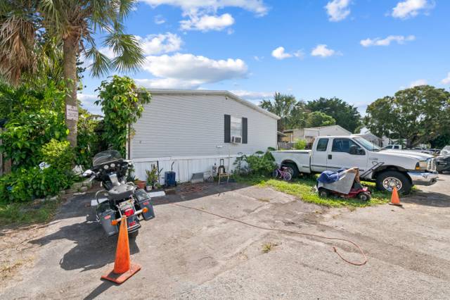 Watergate Mobile Home