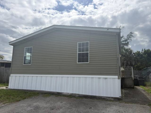 Watergate Mobile Home