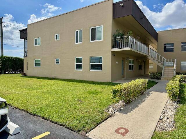 769 Burgundy Q, home for sale in Delray Beach