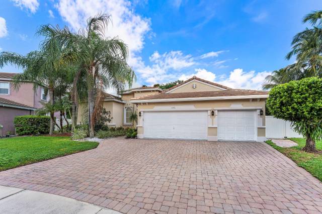 6973 Finamore Circle, home for sale in Lake Worth