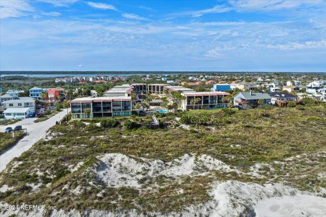 Island House Condo