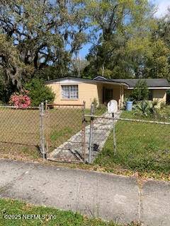 1595 W 33RD Street