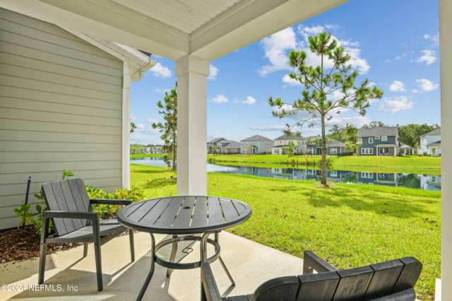 Brandon Lakes Townhomes