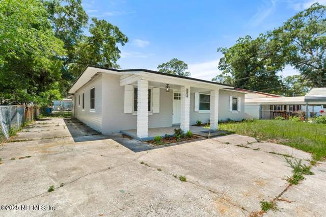 Laurel Terrace