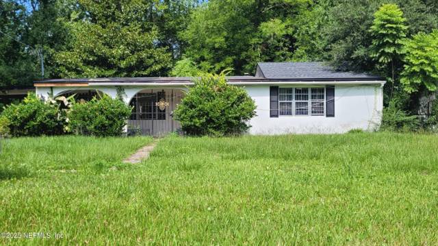 5502 VERBENA Road home for sale in Magnolia Gardens