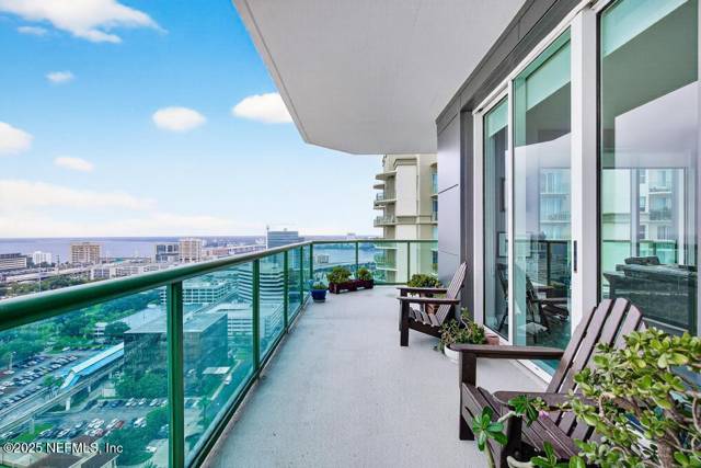 1431 RIVERPLACE Boulevard #2501