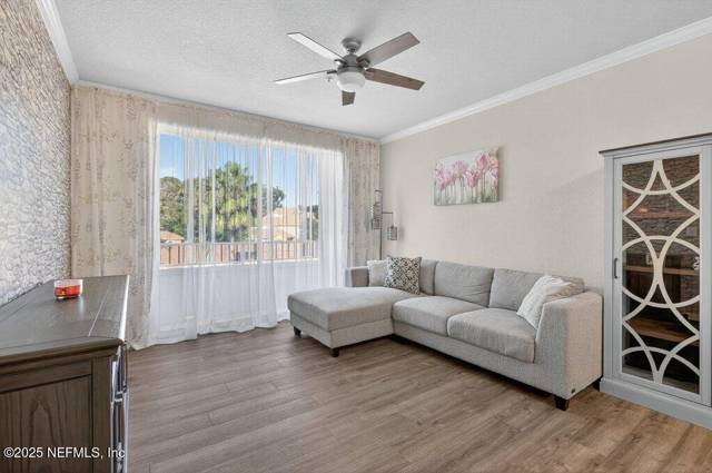 8539 GATE Parkway #9325 home for sale in Villa Medici