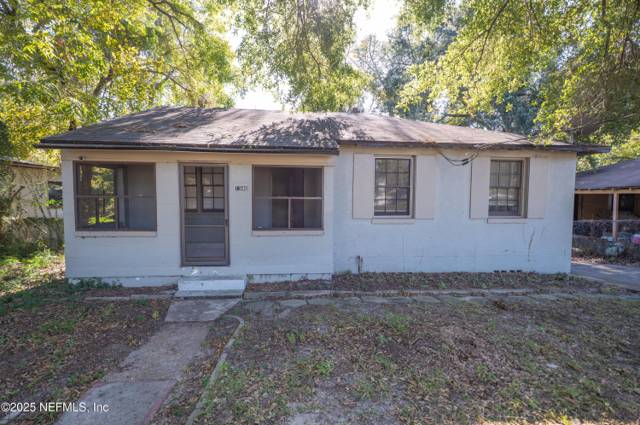 1340 CARVILL Avenue home for sale in Carvill Park