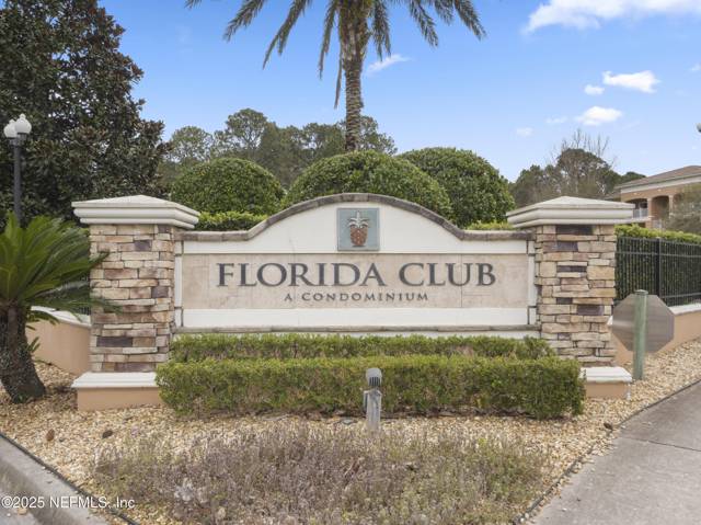 540 FLORIDA CLUB Boulevard #305 home for sale in Royal