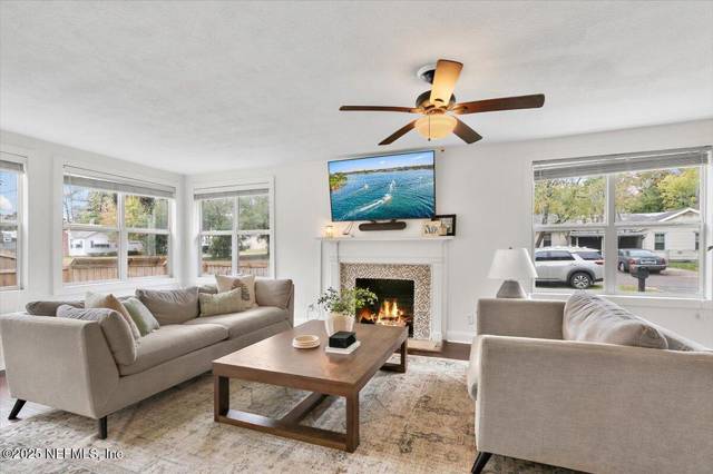 4648 FREMONT Street