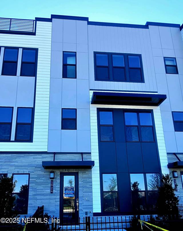 1924 PRUDENTIAL Drive home for sale in RiversEdge TownHomes