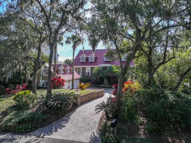 135 LONG POINT Drive