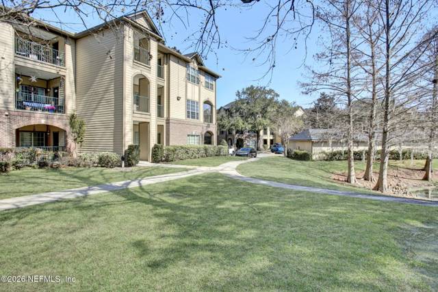 7800 POINT MEADOWS Drive #631
