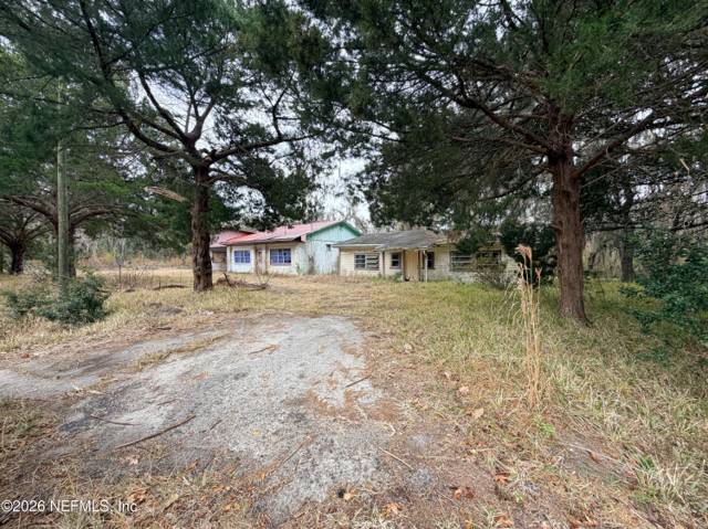 435 W RIVER Road