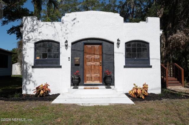 519 W 26TH Street home for sale in Brentwood