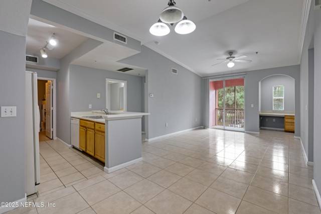 10075 GATE Parkway #812 home for sale in Mirabella