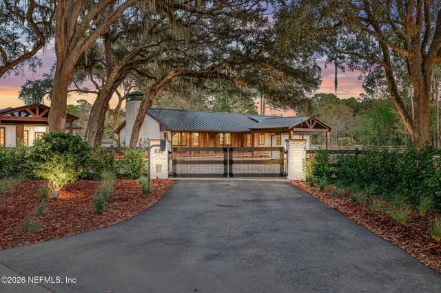 532 MOONSHINE Drive
