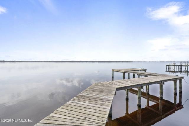 Lake Villas