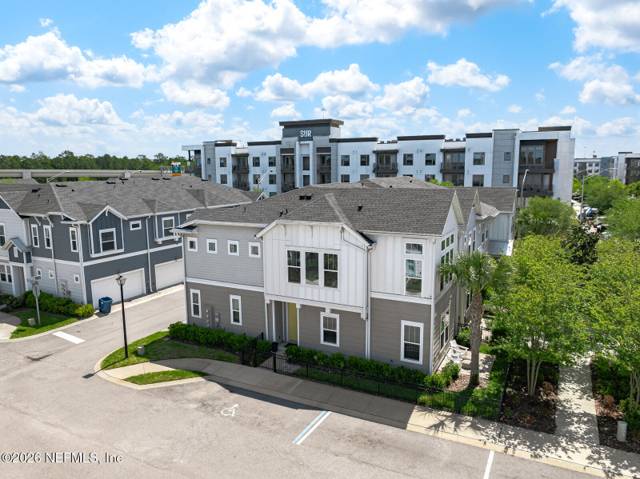 Tidal Pointe