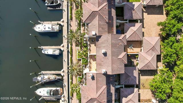 Watersedge At Harbortown