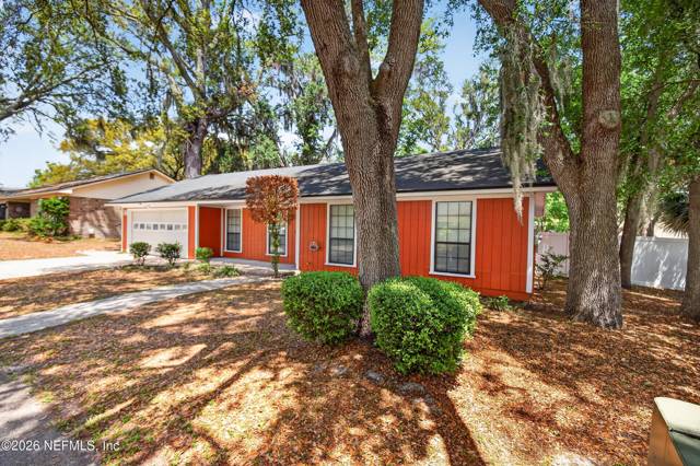 6037 HILLMAN Drive home for sale in Jacksonville Heights