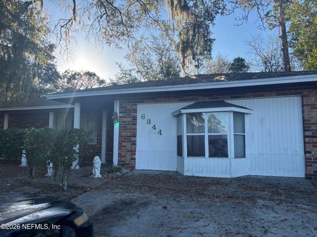 6344 DICKENS Drive home for sale in Jacksonville Heights