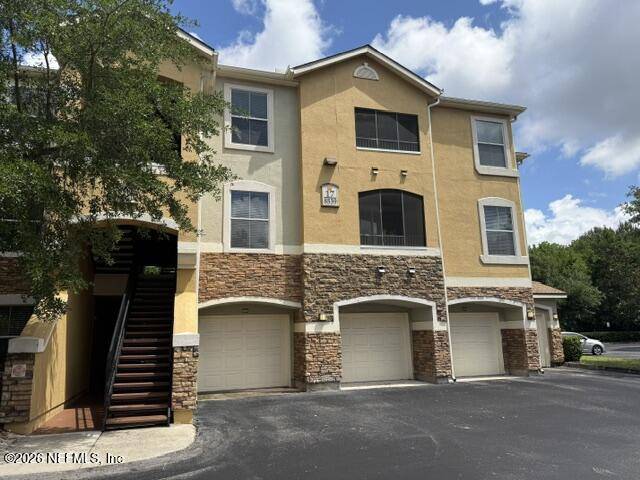 8539 W GATE Parkway #1735 home for sale in Villa Medici