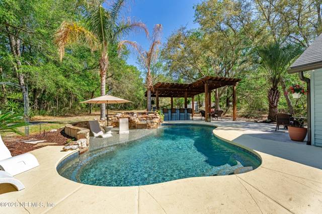 836 LAKE ASBURY Drive